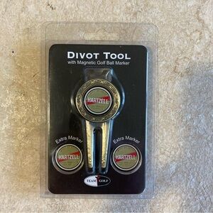 Hartzell Golf Divet Tool and Ball Markers Set New